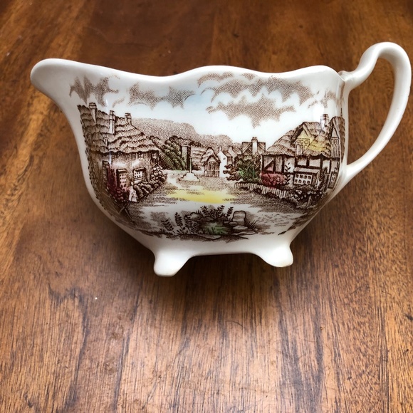 Johnson Brothers Dining Johnson Bros Old English Countryside Gravy Boat Poshmark